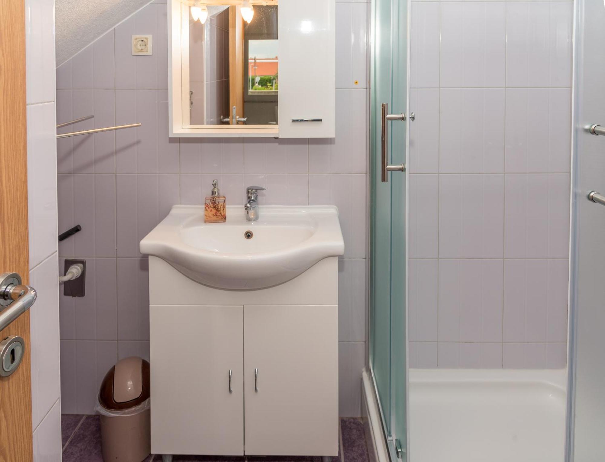 Studio Apartment Nin Eksteriør billede
